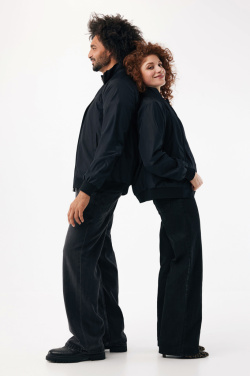 Logotrade Logogeschenke das Foto: IQONIQ Odin Urban Jacke aus recyceltem Polyester