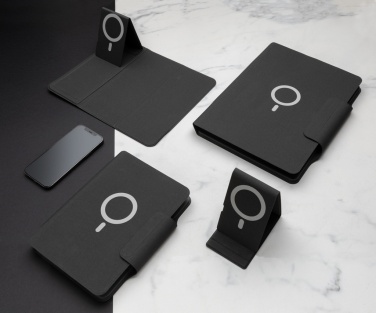 Logo trade corporate gifts image of: Artic Magnetic 10W wireless charging phonestand