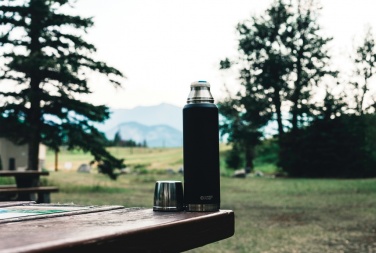 Logo trade promotional giveaways picture of: Swiss Peak Elite 1L copper vacuum flask
