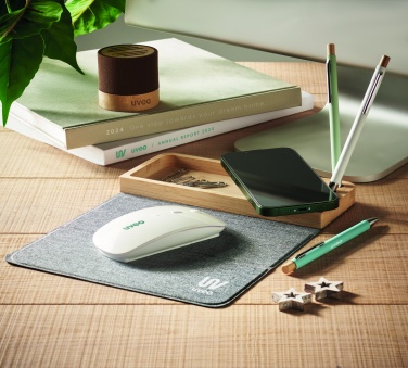 Logo trade promotional merchandise image of: Wireless charger in bamboo 15W