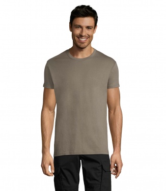 Logotrade promotional product image of: REGENT Uni T-Shirt 150g