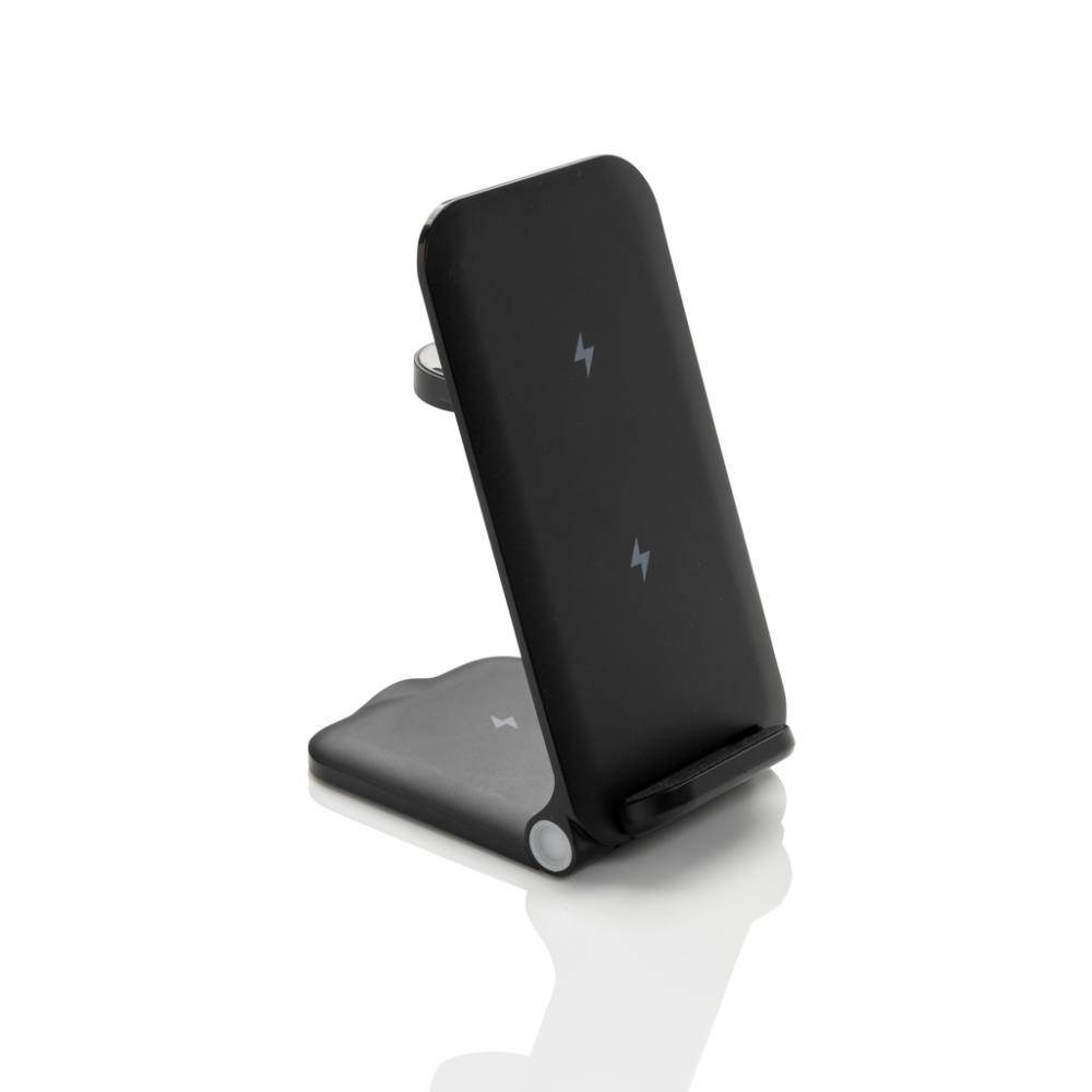 Logotrade corporate gift picture of: Powerpal 3 in 1 RCS recycled plastic 15W charger