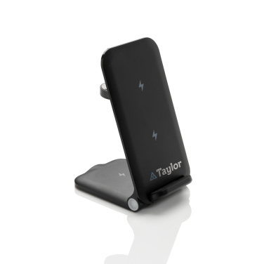 Logotrade promotional giveaway image of: Powerpal 3 in 1 RCS recycled plastic 15W charger