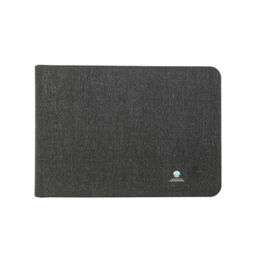 Logotrade promotional product picture of: Swiss Peak 15W magnetic charging laptop sleeve 14-15,6"
