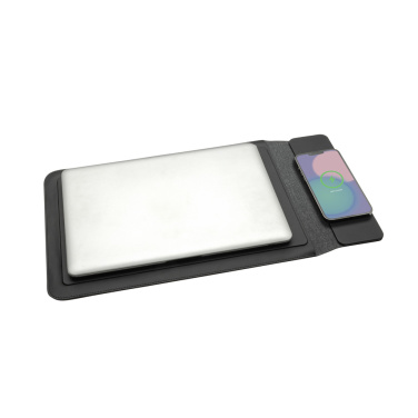 Logo trade business gift photo of: Swiss Peak 15W magnetic charging laptop sleeve 14-15,6"