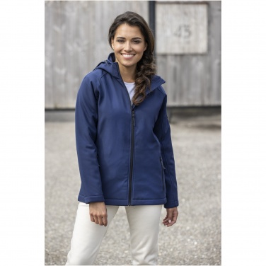 Logotrade ärikingi foto: Notus naiste polsterdatud softshell jope