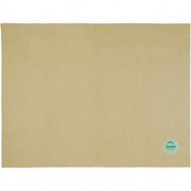 Logotrade meene foto: Suzy 150 x 120 cm GRS polüestrist kootud tekk