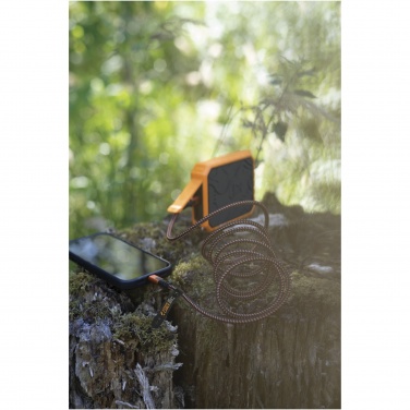 Logo trade ärikingitused foto: Xtorm XR201 Xtreme 10 000 mAh 20 W QC3.0 veekindel vastupidav akupank koos taskulambiga