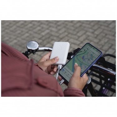 Logotrade firmakingi foto: Xtorm XG205 Go2 12W 5000 mAh kiirlaadimise akupank 