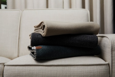 Logo trade reklaamtooted foto: VINGA melanž pleed Bilton