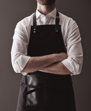 Logo trade reklaamkingitused foto: VINGA Casbas purjeriidest põll