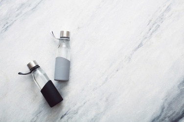 Logotrade reklaamtoote foto: Vinga klaasist Lean klaasist veepudel