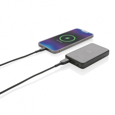 Logotrade reklaamtoote foto: RCS taaskasutatud plastist 5000 mAh 5W juhtmevaba akupank