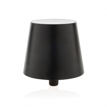 Logotrade ärikingi foto: BottleGlow RCS taaskasutatud plastpudeli lamp