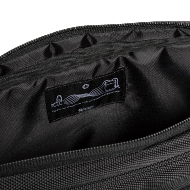 Logotrade ärikingid pilt: Swiss Peak RPET Voyager RFID 15,6" sülearvutikott