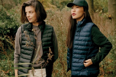 Logo trade reklaamkingituse pilt: Iqoniq Meru naiste taaskasutatud polüestrist vest