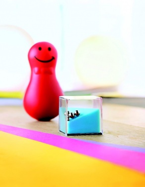 Logo trade reklaamkingituse pilt: Erinevad mõistatusmängud