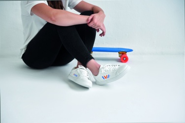 Logotrade meened pilt: PU suuruses 46 tossud