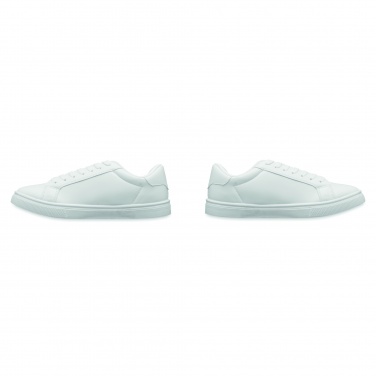 Logo trade ärikingi pilt: PU suuruses 46 tossud