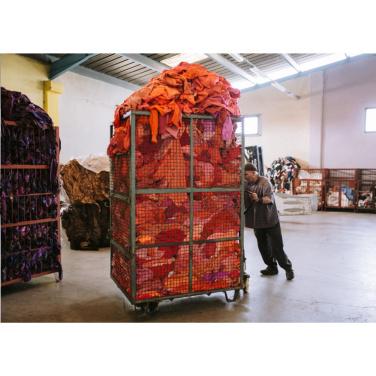 Logotrade meene foto: Wolkat Rabat taaskasutatud tekstiili ostja