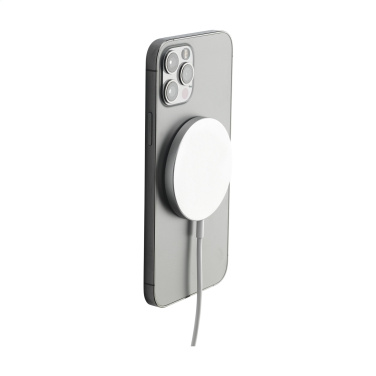Logotrade firmakingituse foto: Force MagSafe 10 W taaskasutatud juhtmevaba laadija