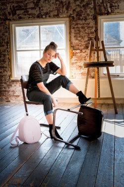 Logo trade mainoslahjat ja liikelahjat kuva: Elle Fashion -varkaudenestoreppu