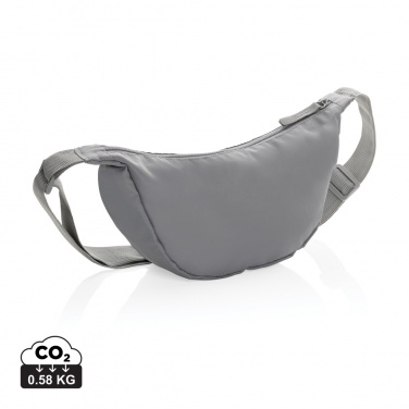 Logo trade mainoslahja ja liikelahja tuotekuva: Crescent AWARE™ RPET puolikuun muotoinen crossbody -laukku
