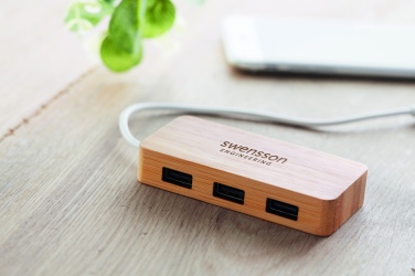 Logo trade mainoslahja ja liikelahja tuotekuva: Bambu USB- keskitin