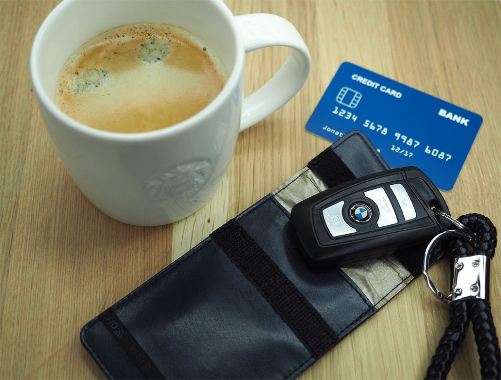 Logo trade mainoslahjat tuotekuva: Radioaallot blokkaava avainkotelo 1222119