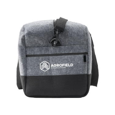Logotrade mainoslahjat kuva: Feltro GRS RPET Weekend Bag -matkalaukku