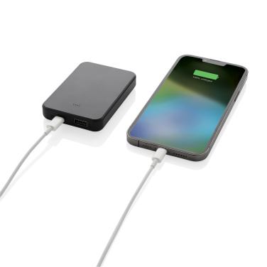 Logo trade liikelahja kuva: Boostcore RCS virtalähde 5.000mAh USB C:llä varustettuna