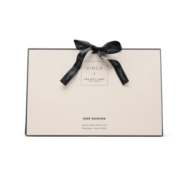 Logo trade liikelahjat tuotekuva: VINGA x TGL -vartalo- ja käsienhoitosetti