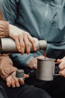 Logo trade mainoslahja ja liikelahja tuotekuva: Nordic Drift Trail -ultrakevyt titaanijuomapullo 600 ml