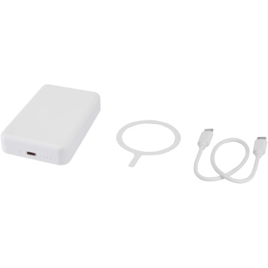 Logotrade reklaminės dovanos nuotrauka: „Acrab“ 10 000 mAh 15 W magnetinė belaidė išorinė baterija su 20 W PD – pagaminta iš perdirbto plastiko