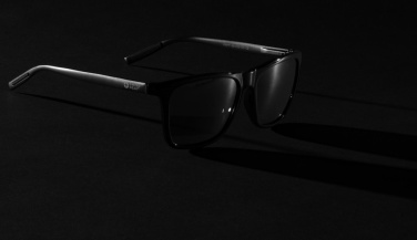 Logotrade Ideja dāvanas foto: Swiss Peak RCS rplastmasas polarizētās saulesbrilles