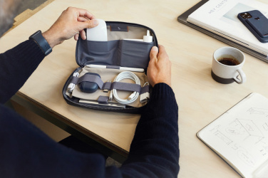 Logotrade korporatīvās dāvanas foto: Bellroy tehniskais komplekts