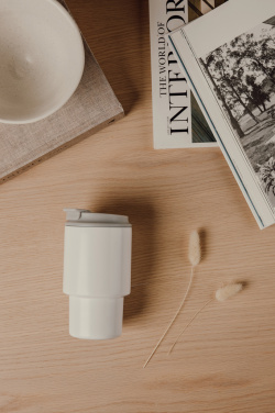 Logotrade dāvanas foto: VINGA Nagano RCS krūze līdzņemšanai 350 ml