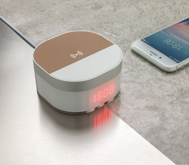 Логотрейд pекламные cувениры картинка: Беспроводные цифровые часы Aria 5W с зарядкой