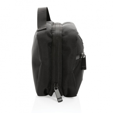 Logotrade presentreklam bild: Swiss Peak AWARE™ RPET Voyager necessär