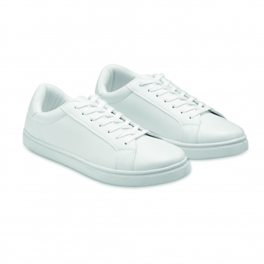 Logotrade kampanjprodukter bild: Sneakers i PU storlek 46