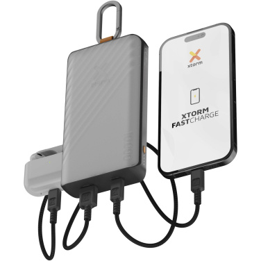 Logotrade presentreklam bild: Xtorm XG2S101 Go2 10 000 mAh 15 W solcellsdriven powerbank med belysning