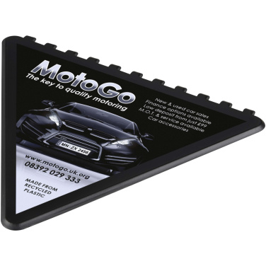 Logotrade reklamprodukter bild: Frosty triangular recycled plastic ice scraper